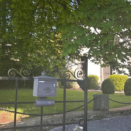 Le Clos Des Marronniers Holiday home Leglise